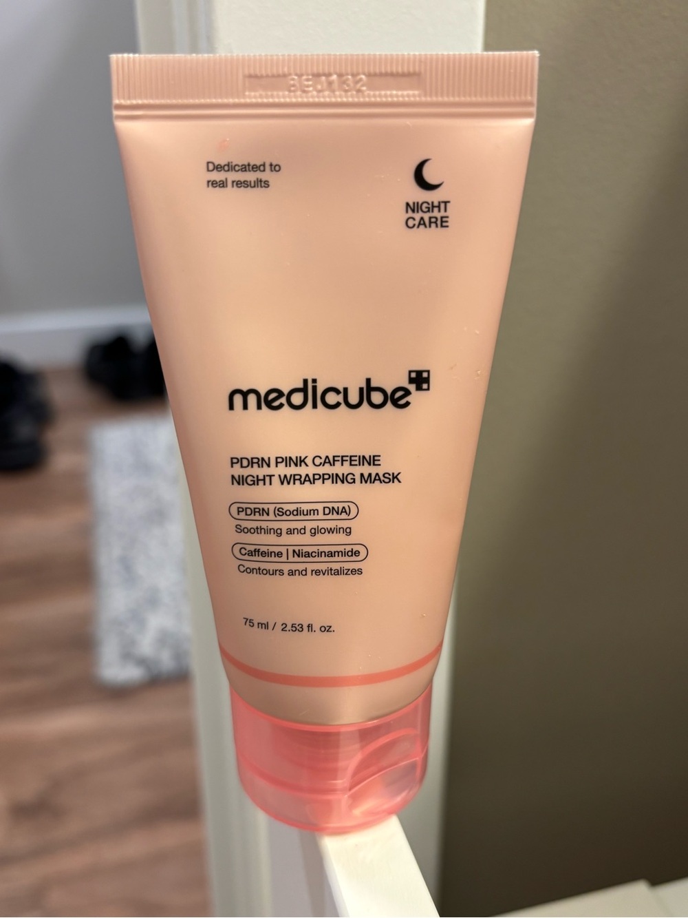 Medicube PDRN Pink Caffeine Night Wrapping Mask - Pink